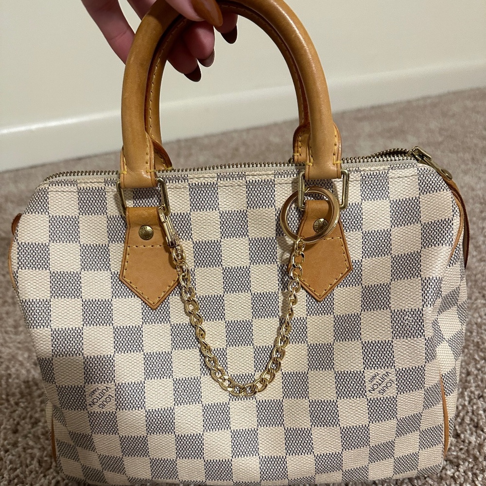 Louis Vuitton Speedy 25